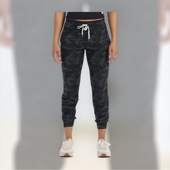Vuori Pants - VUORI CLOTHING PERFORMANCE JOGGER